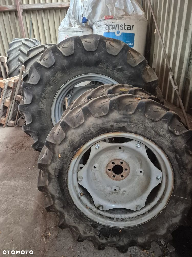 Opony wraz z felgami rozm.: 480/70R30 i 320/70R24 - 1