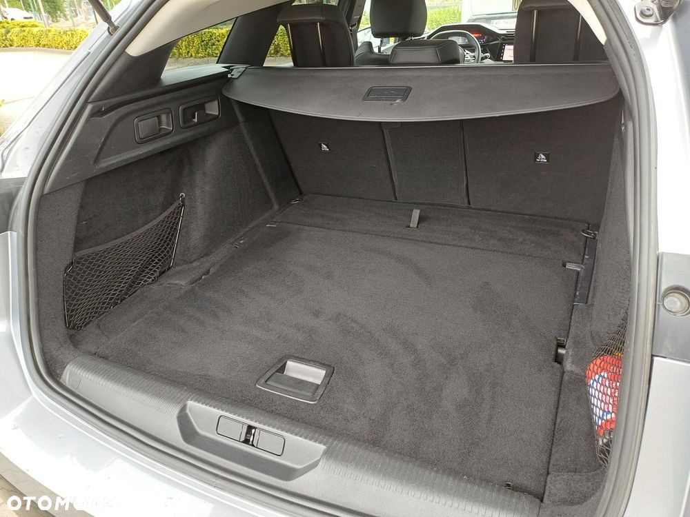 Peugeot 308 1.5 BlueHDi Allure Pack S&S EAT8 - 34