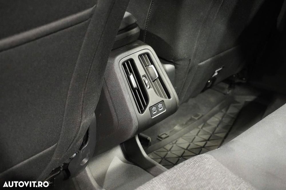 BMW iX1 xDrive30 - 15
