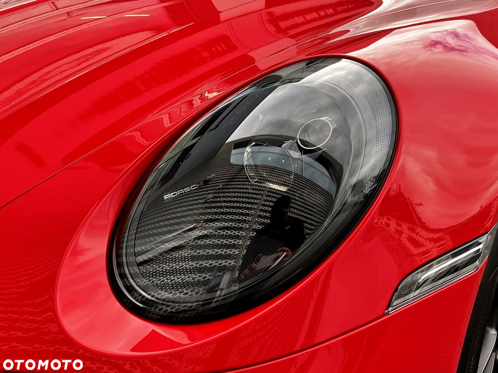 Porsche 911 Carrera 4 GTS Cabrio - 11