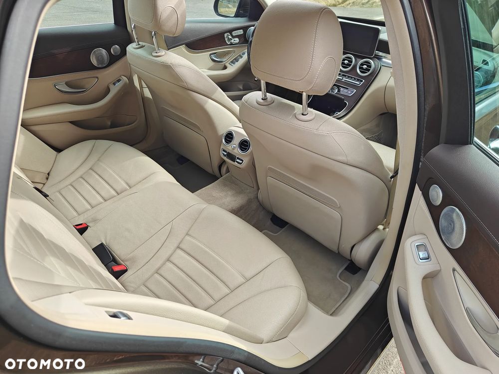 Mercedes-Benz Klasa C - 36