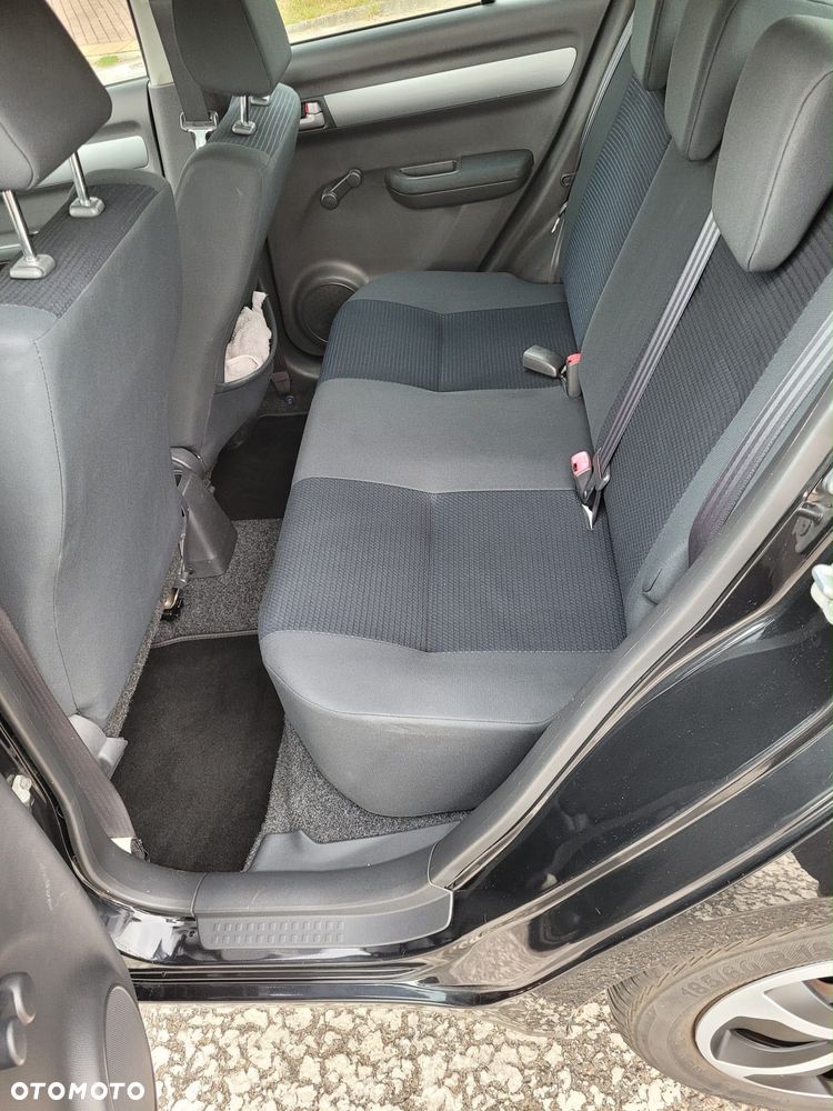Suzuki Swift 2009 photo 5