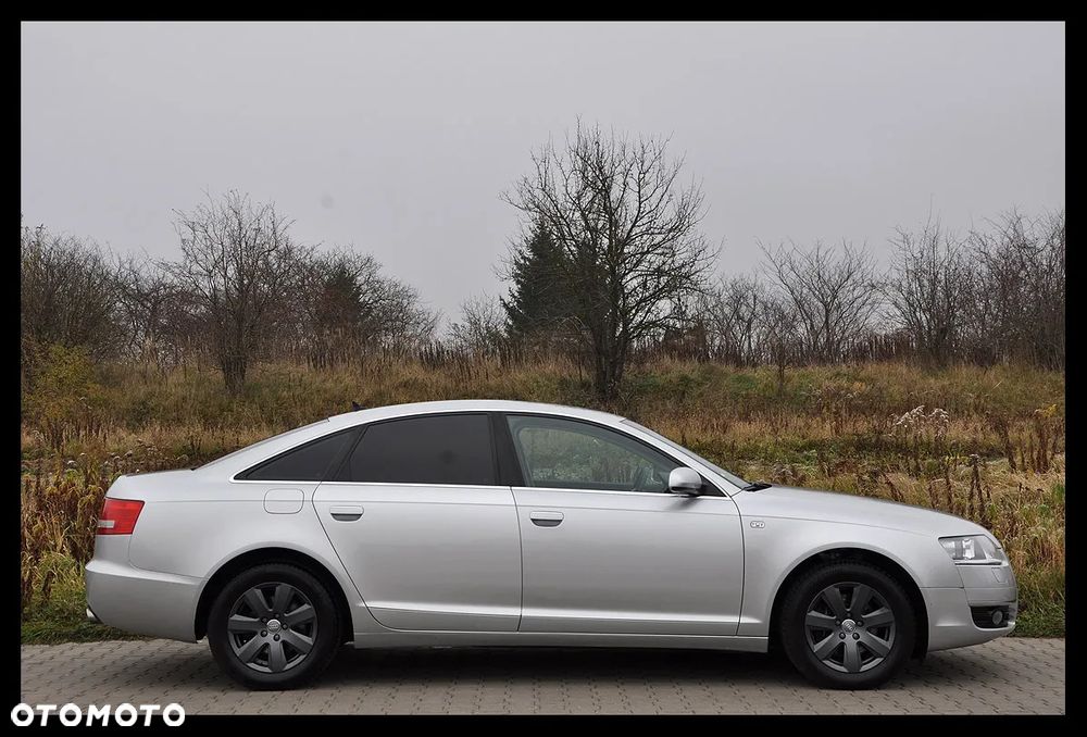 Audi A6 Limousine 2.4 - 17