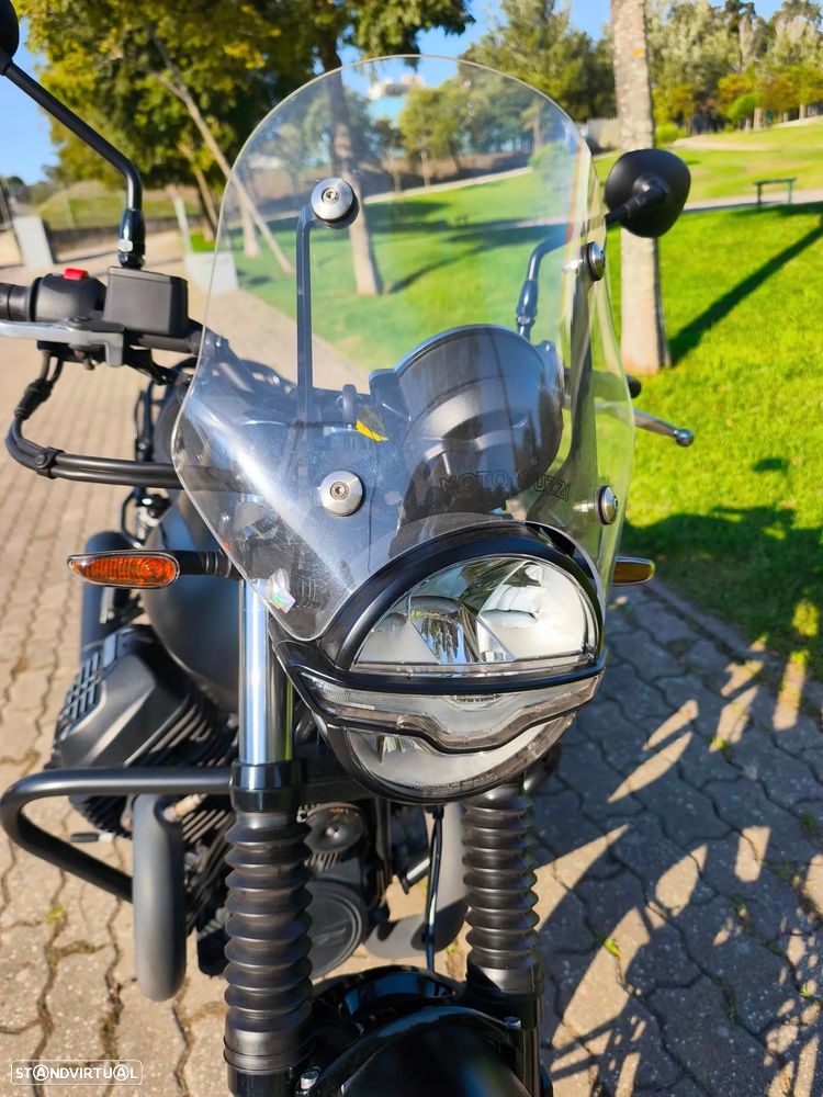 Moto Guzzi V7 850 Stone - 4