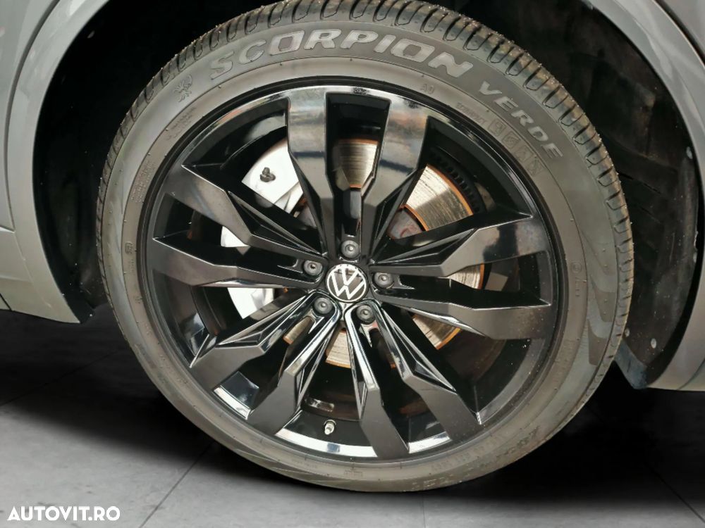 Volkswagen Touareg V6 TSI eHybrid PHEV R - 35