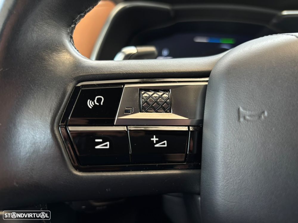 DS DS7 Crossback E-Tense Performance Line+ EAT8 - 9