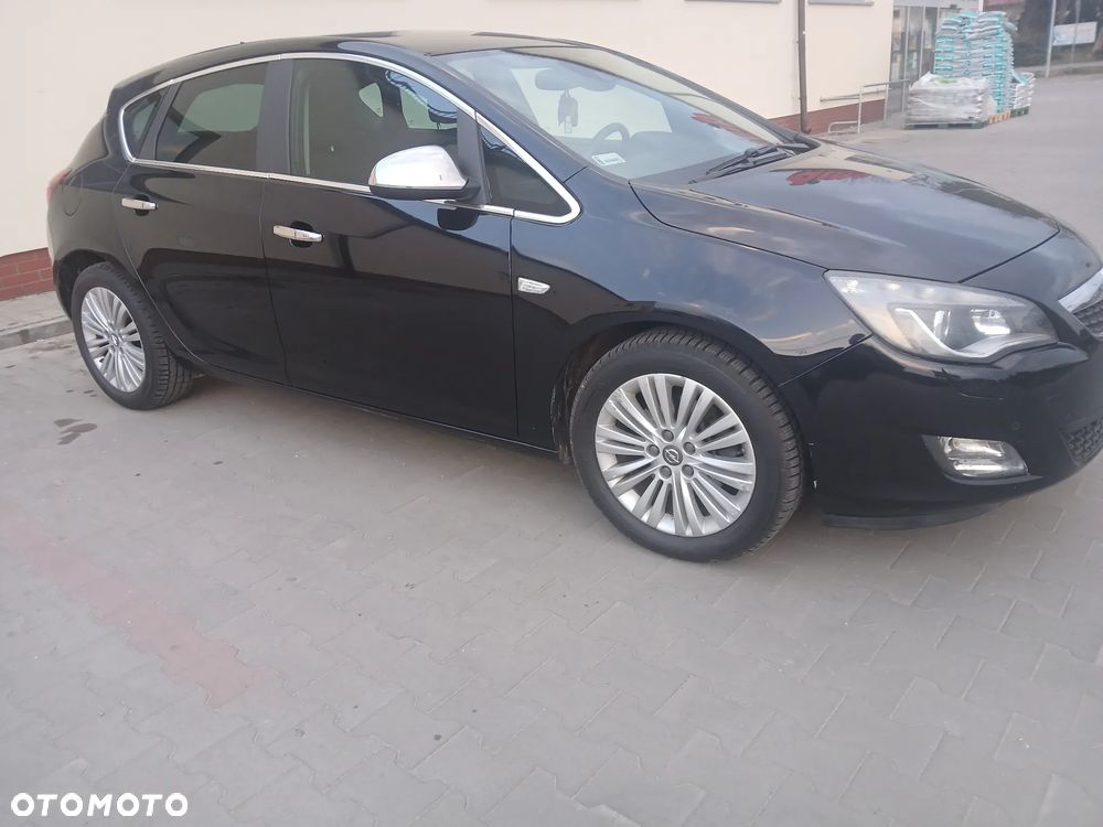 Opel Astra 1.7 CDTI DPF Cosmo - 3