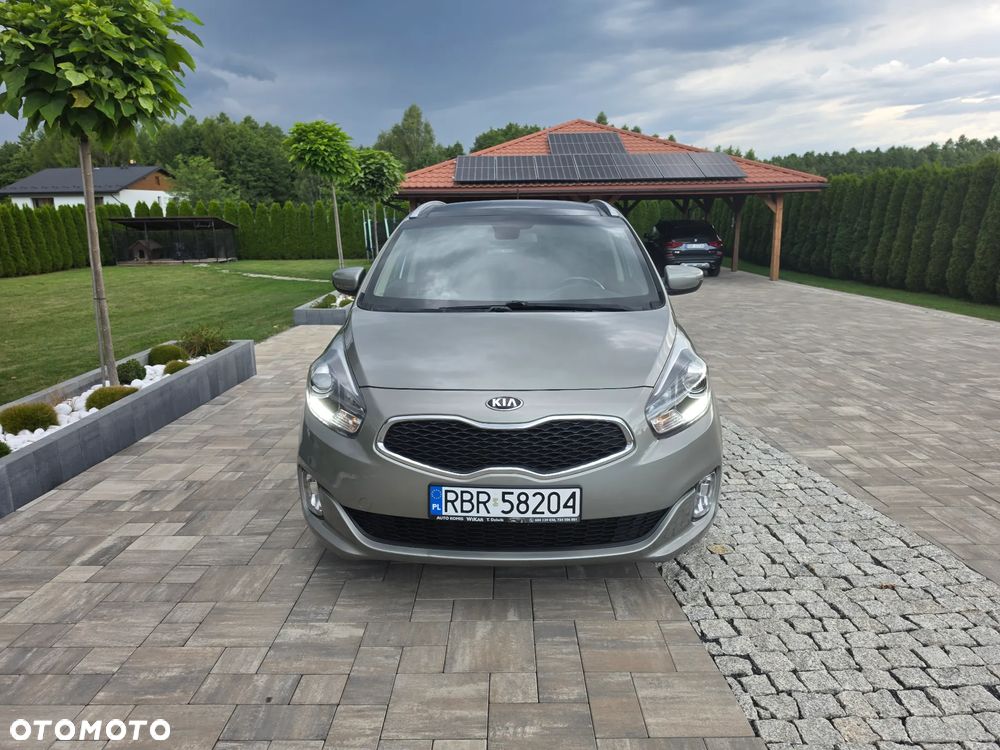 Kia Carens 1.7 CRDi 115 Dream-Team Edition - 13