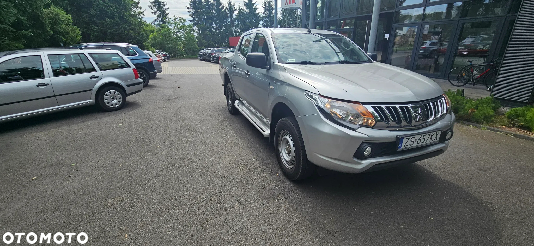 Mitsubishi L200 - 4