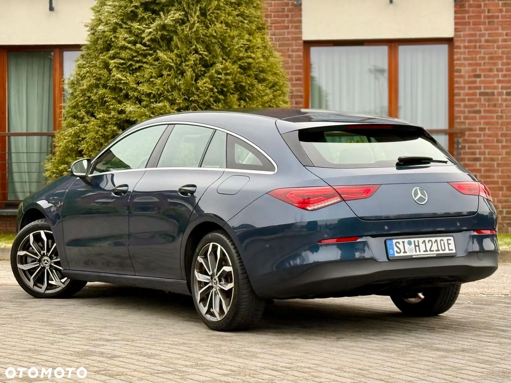 Mercedes-Benz CLA 250 e 8G-DCT Special Edition - 14