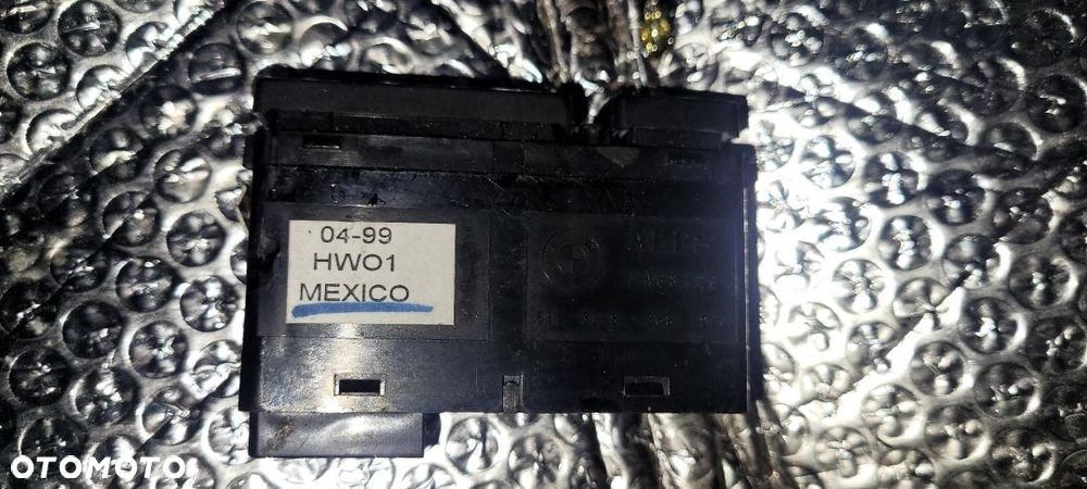 BMW E46 E53 PRZEŁĄCZNIK ŚWIATEŁ AWARYJNYCH - 2