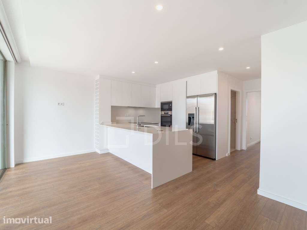 Penthouse T2+1 com terraço e garagem, no Porto - Grande imagem: 3/53