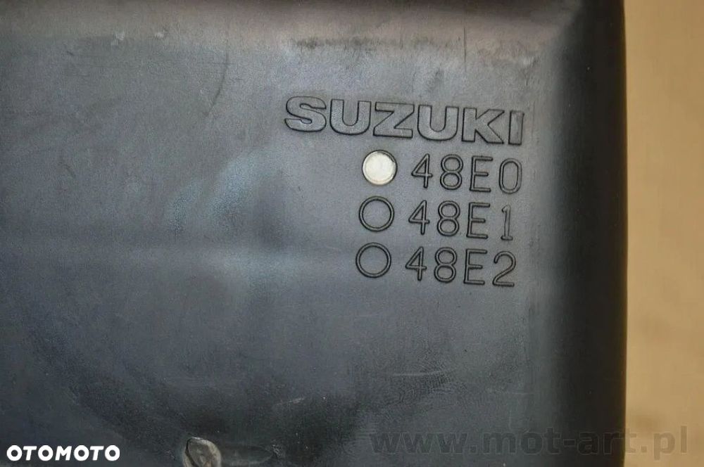 AIRBOX SUZUKI VZ800 MARAUDER - 6