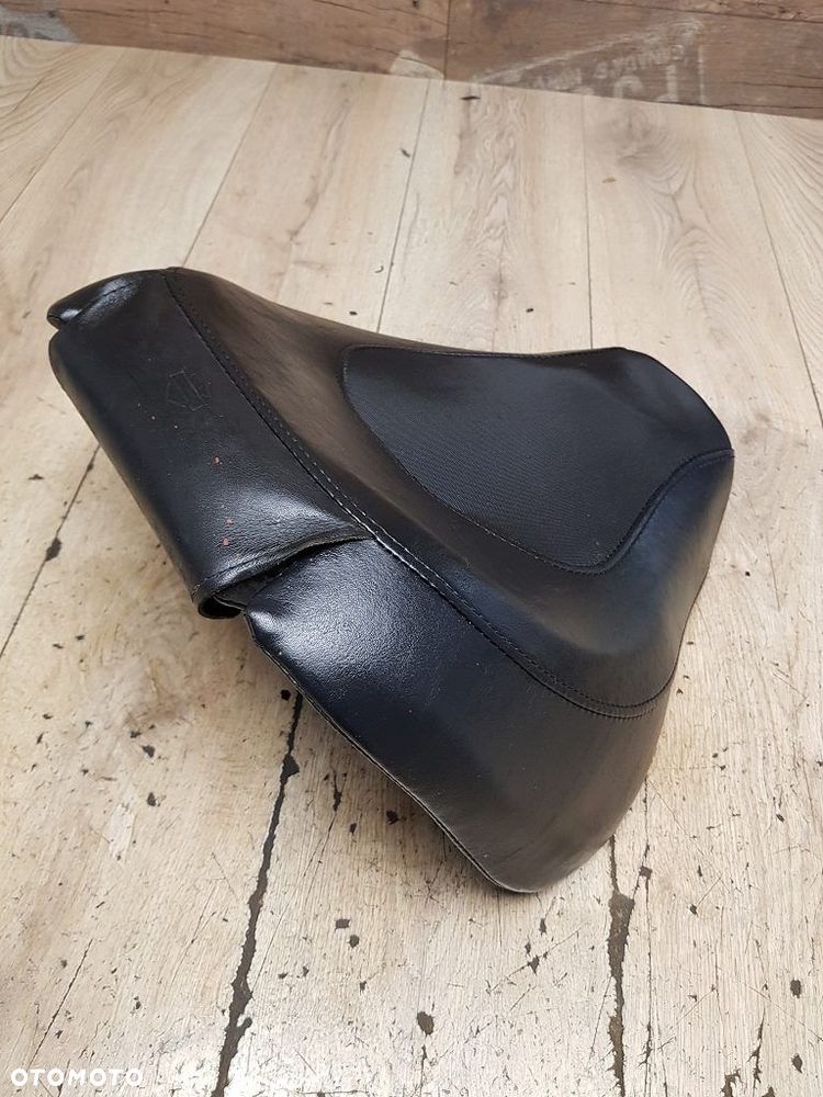 Siedzenie kierowcy Harley Davidson Softail Rocker FXCW - 7