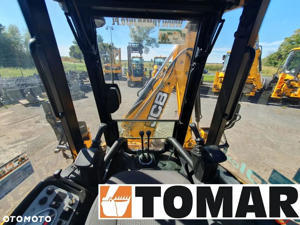 JCB MIDI CX  2013r - 20