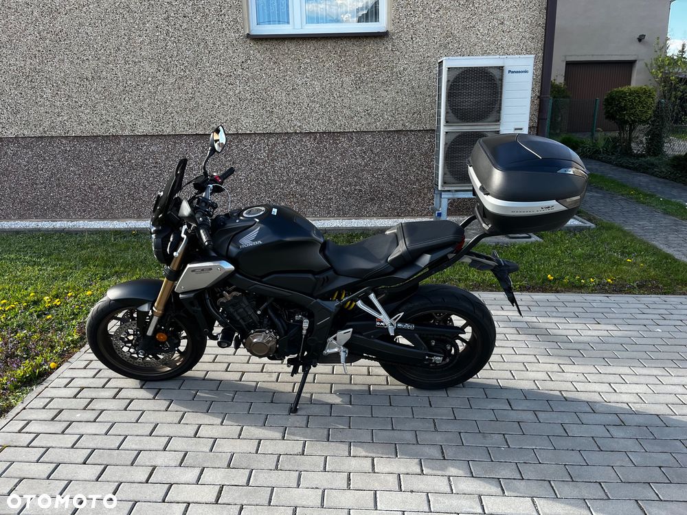 Honda CB - 2
