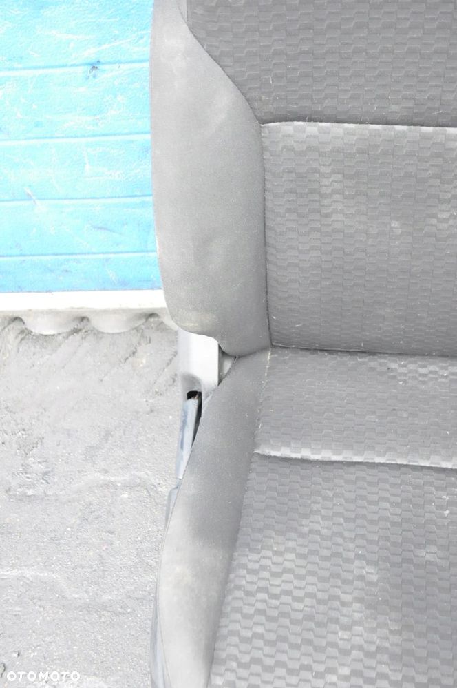 SUZUKI JIMNY IV PRZEKŁADKA WNĘTRZA FOTELE KOMPLET 23R - 6