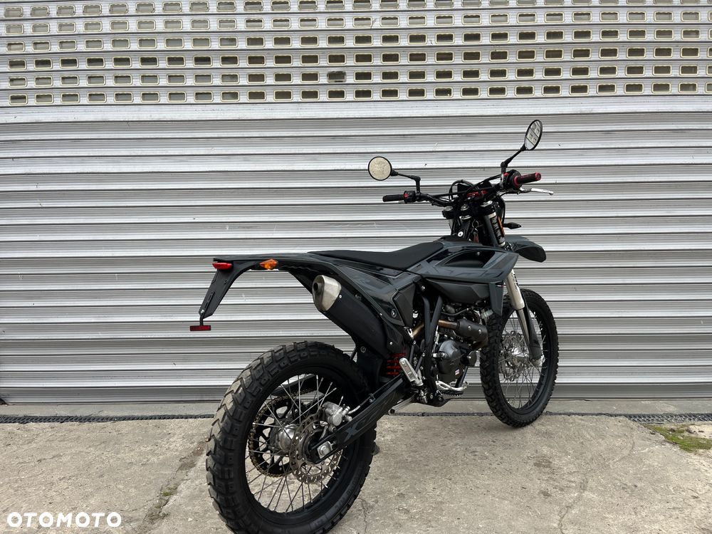 Beta RR - 16