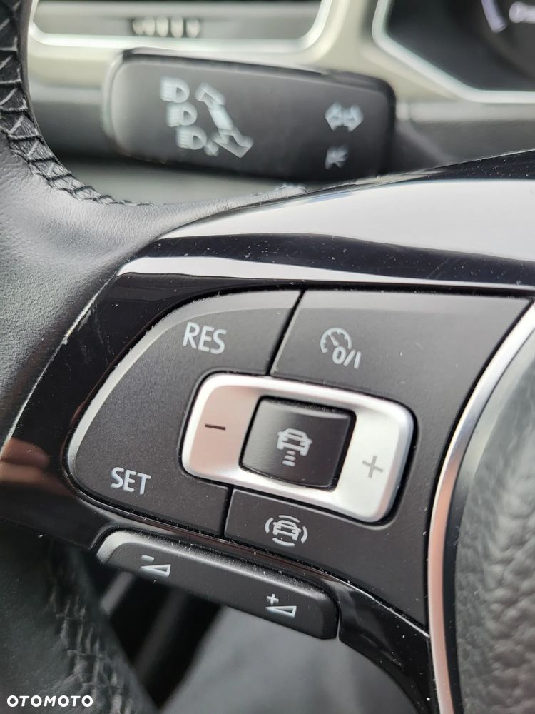 Volkswagen T-Roc 1.5 TSI ACT Advance DSG - 18