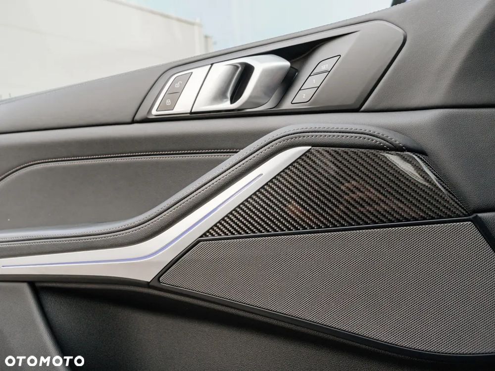 BMW X5 xDrive40d - 13