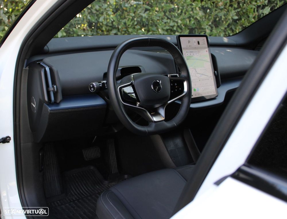 Volvo EX30 69 kWh Single Motor Extended Range Plus - 6