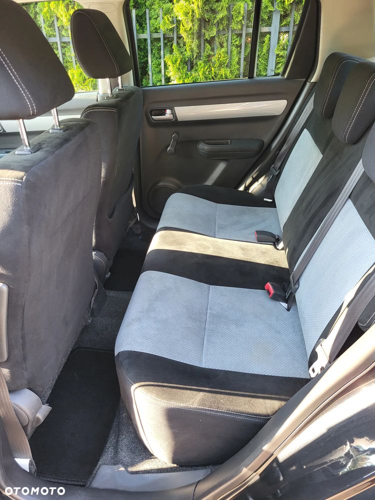 Suzuki Swift - 12