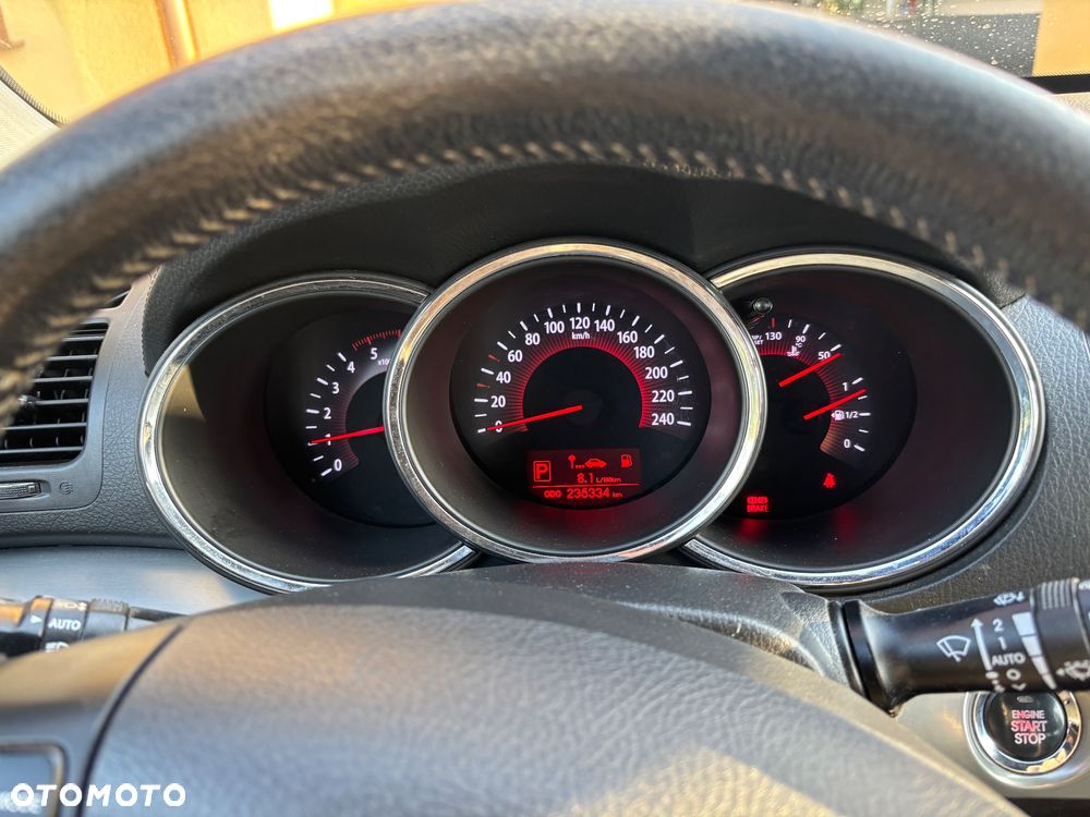 Kia Sorento 2.2 CRDI L - 8