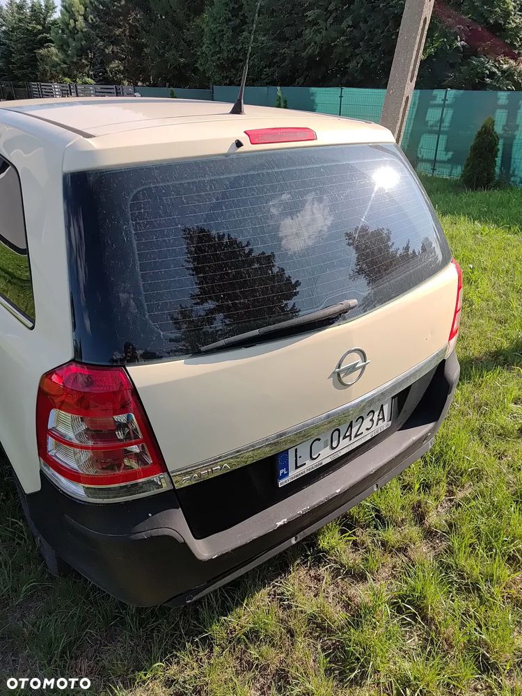 Opel Zafira - 3