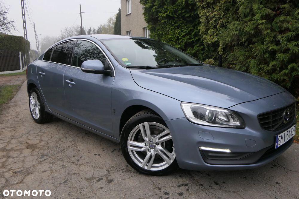 Volvo S60 D3 Drive-E Momentum - 13