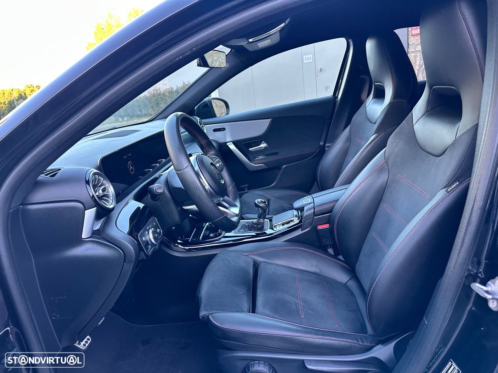 Mercedes-Benz A 200 AMG Line - 24