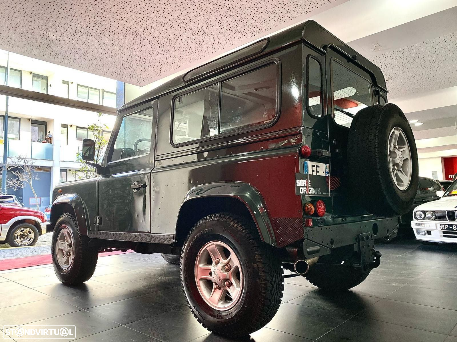 Land Rover Defender 90 2.5 TD5 Metal Top - 10