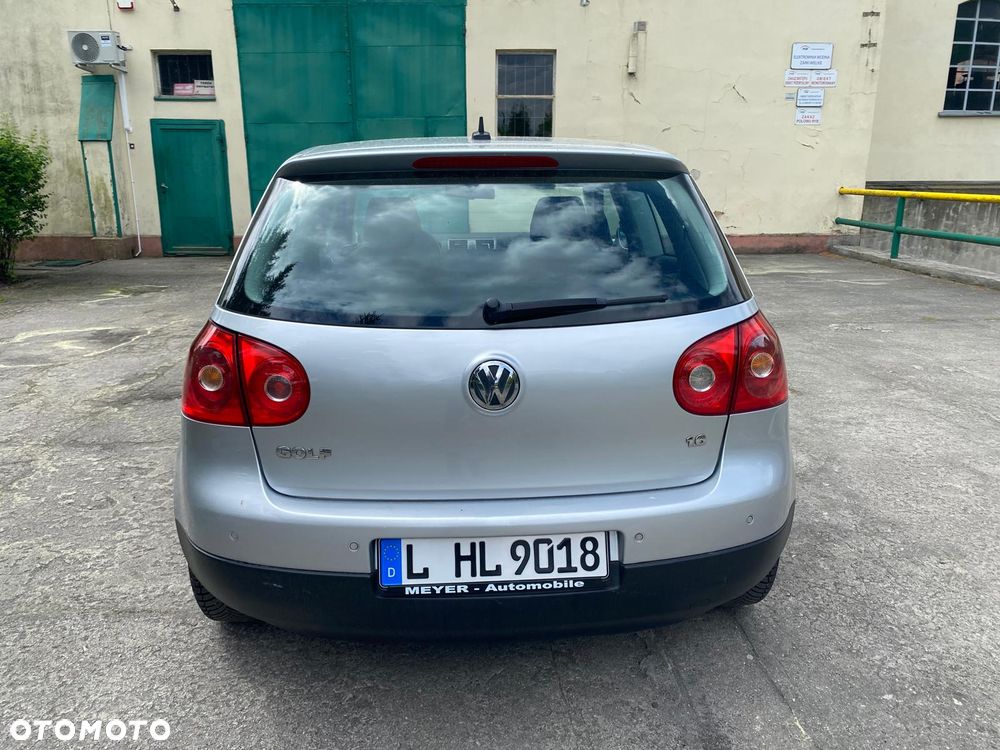 Volkswagen Golf 1.6 Edition - 8