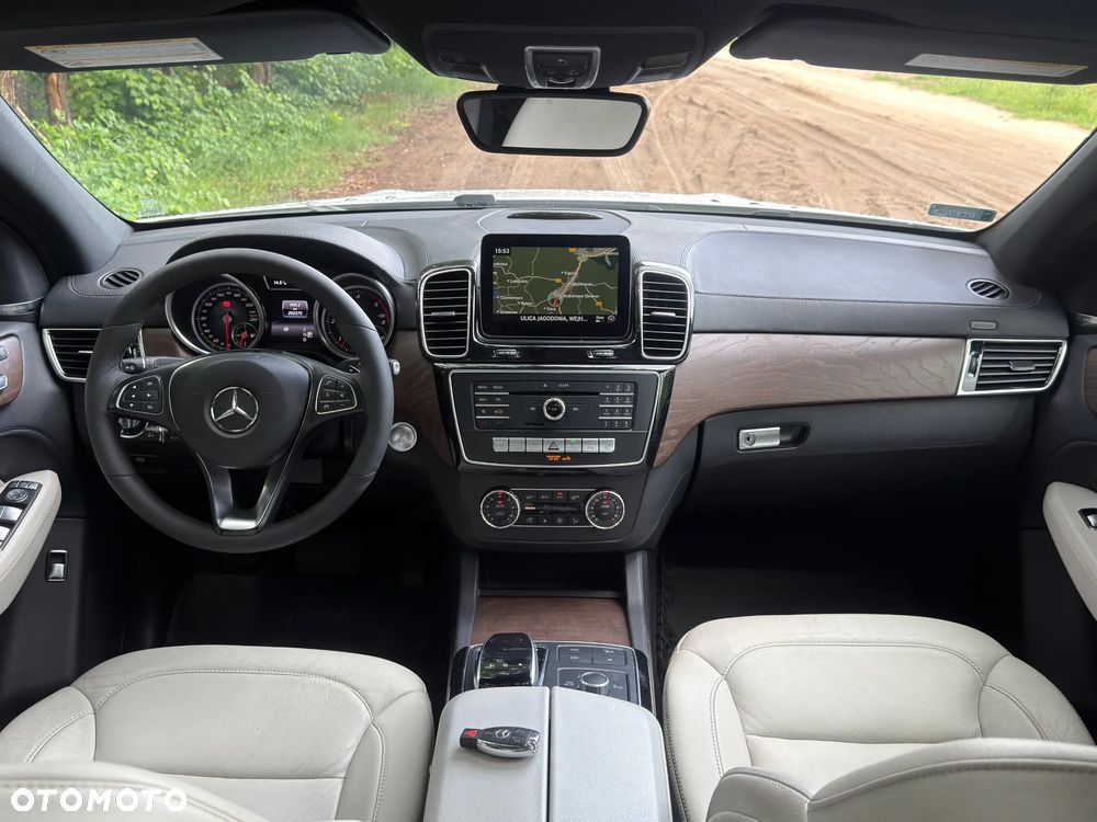 Mercedes-Benz GLE 350 d 4-Matic - 11