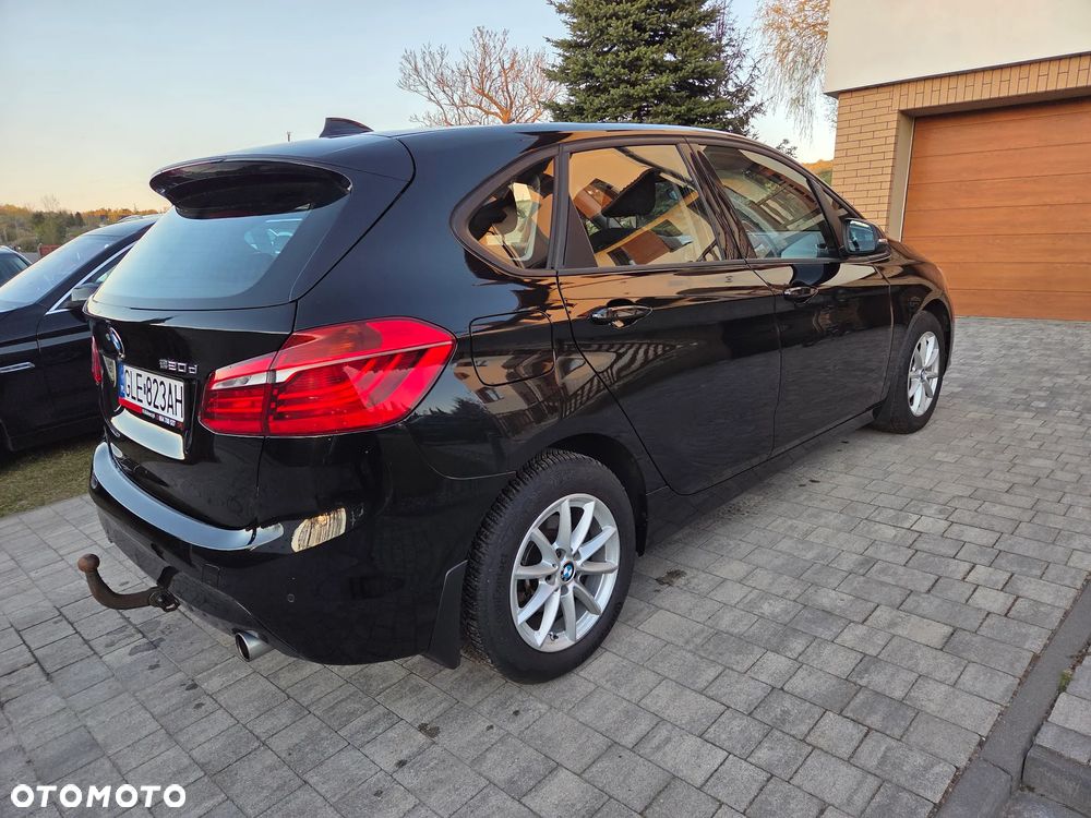 BMW Seria 2 220d Sport-Aut - 4