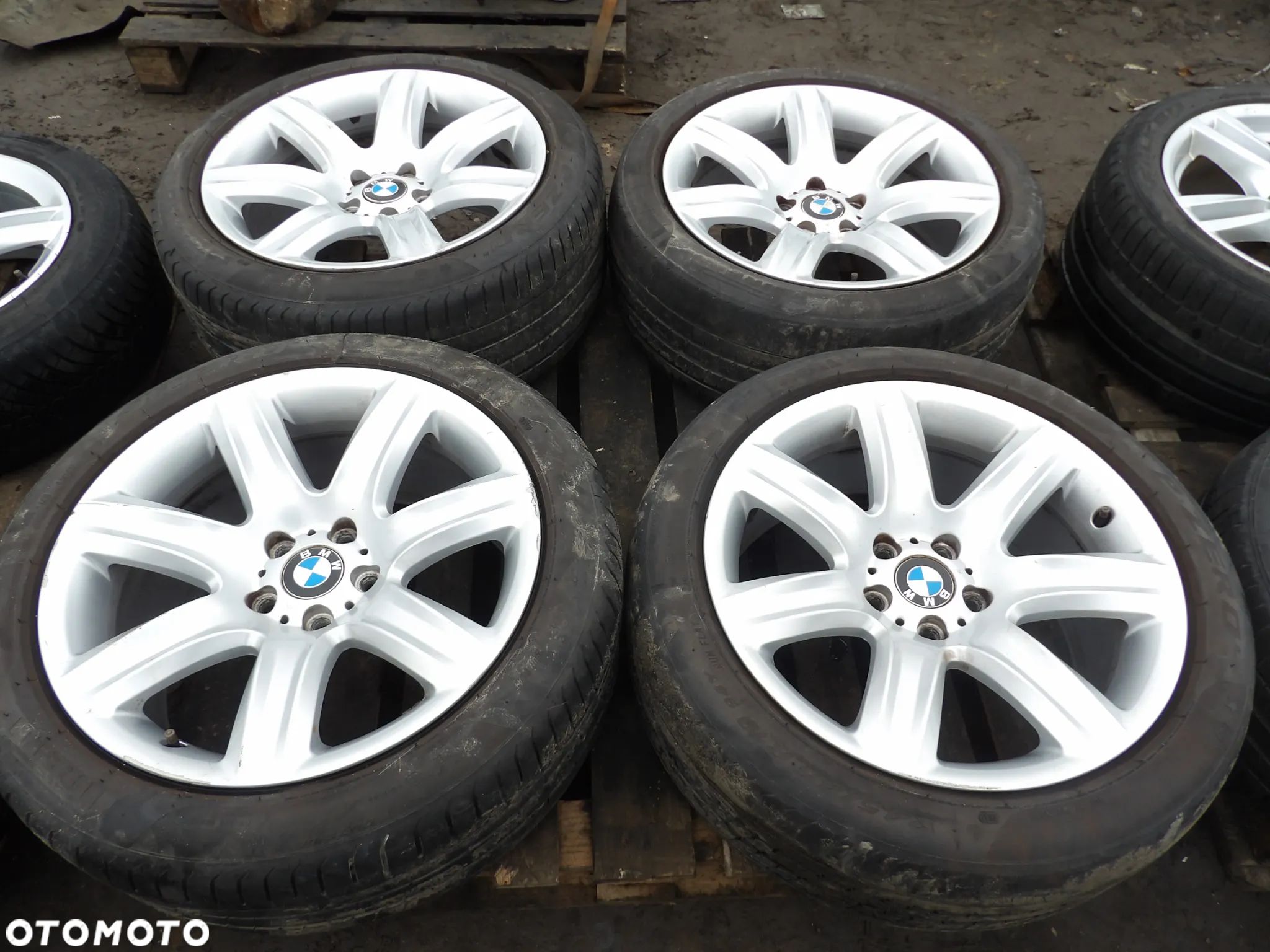 BMW - FELGI ALUMINIOWE - DWIE SZEROKOŚCI - 9,5JxEH2+IS39 - 8,5Jx19EH2+IS25 - 6781275  6781276 - 1