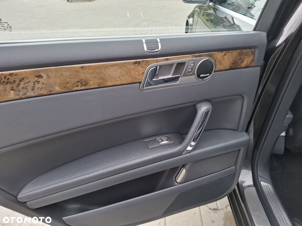 Volkswagen Phaeton 3.0 V6 TDI DPF 4MOTION Automatik (4 Sitzer) - 24