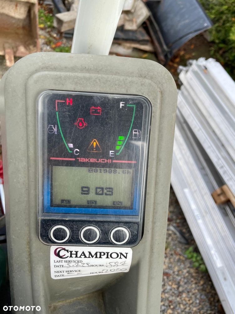 Takeuchi TB216 - 3