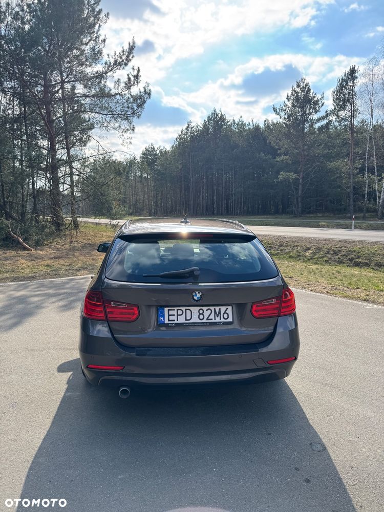BMW Seria 3 318d - 3