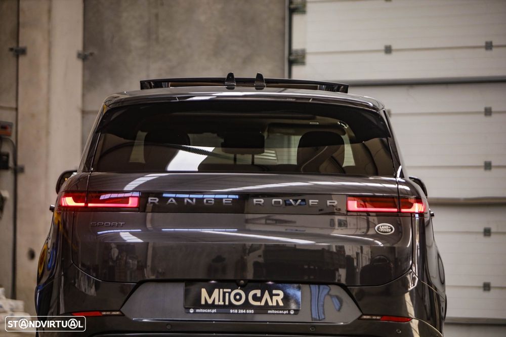 Land Rover Range Rover Sport 3.0 P440e Dynamic HSE - 32