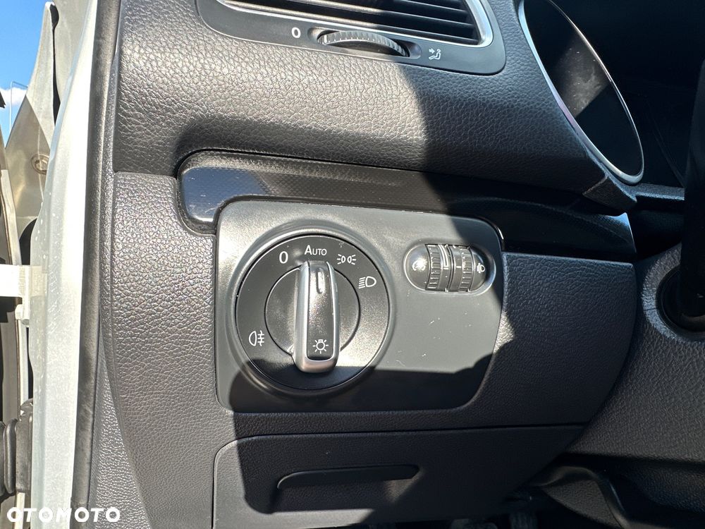 Volkswagen Golf 1.4 TSI Comfortline - 29