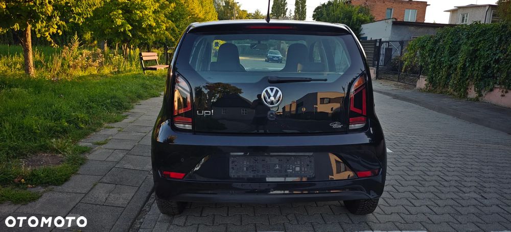 Volkswagen up! (BlueMotion Technology) move - 5