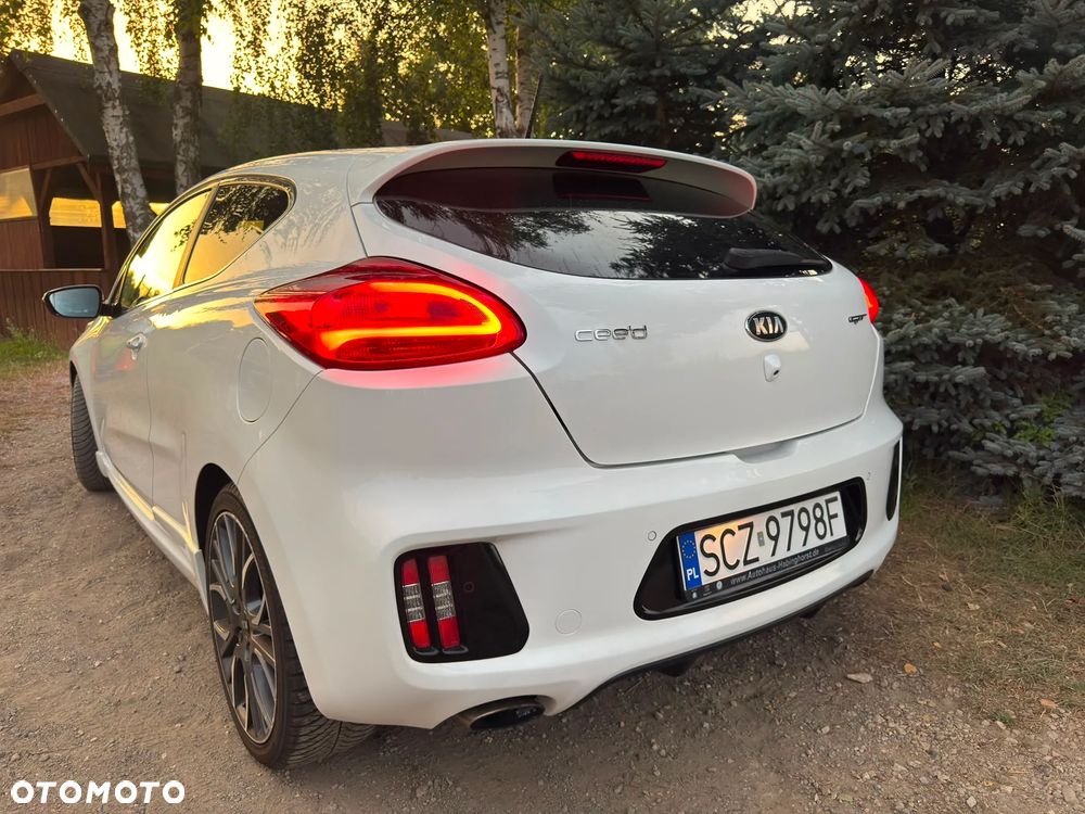 Kia ProCeed 1.6 T-GDI GT-Challenge - 2