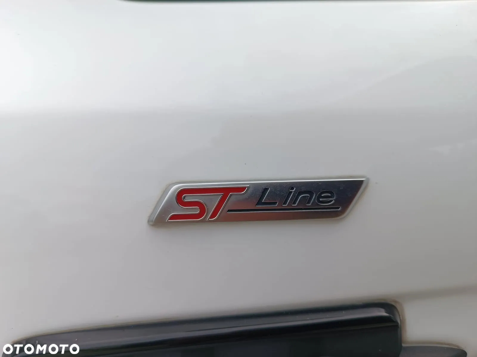 Ford Kuga 2.0 TDCi 4x2 ST-Line - 27