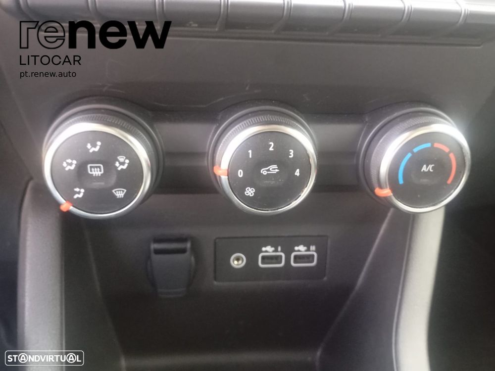 Renault Clio 1.0 TCe Evolution - 23