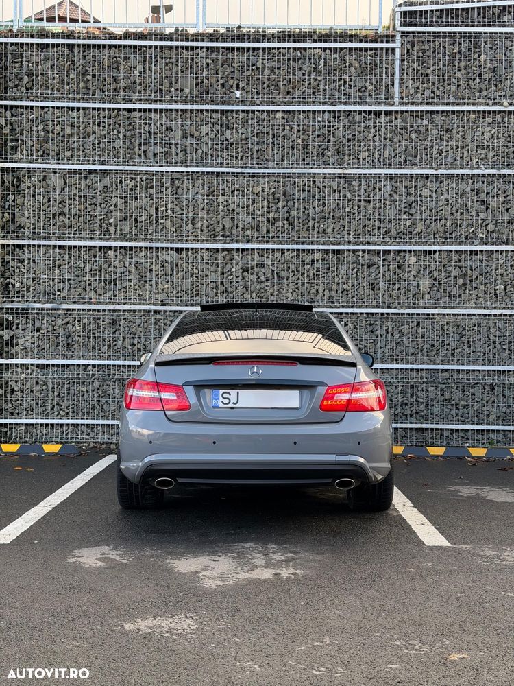 Mercedes-Benz E 350 CDI DPF Coupe BlueEFFICIENCY 7G-TRONIC Avantgarde - 21