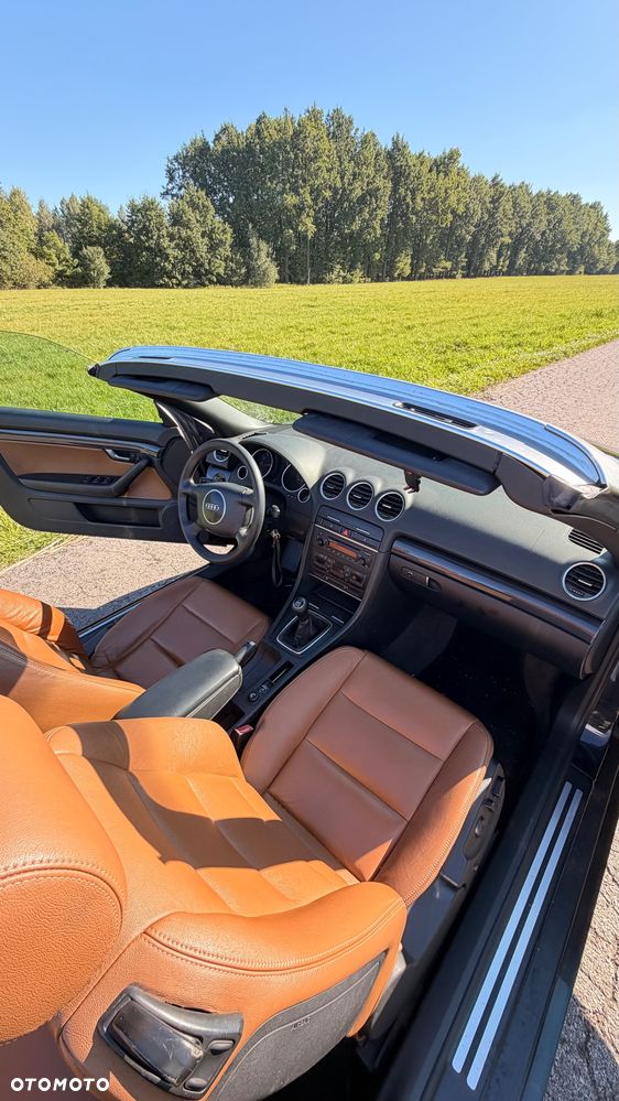 Audi A4 Cabrio 2.4 - 3