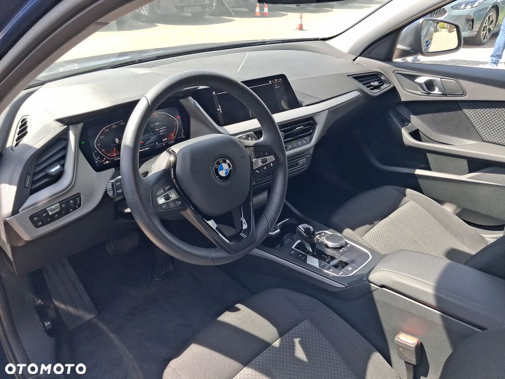 BMW Seria 1 118i Advantage - 9