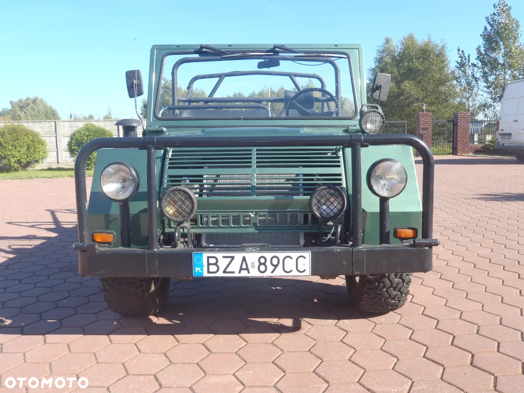 Land Rover Inny - 5