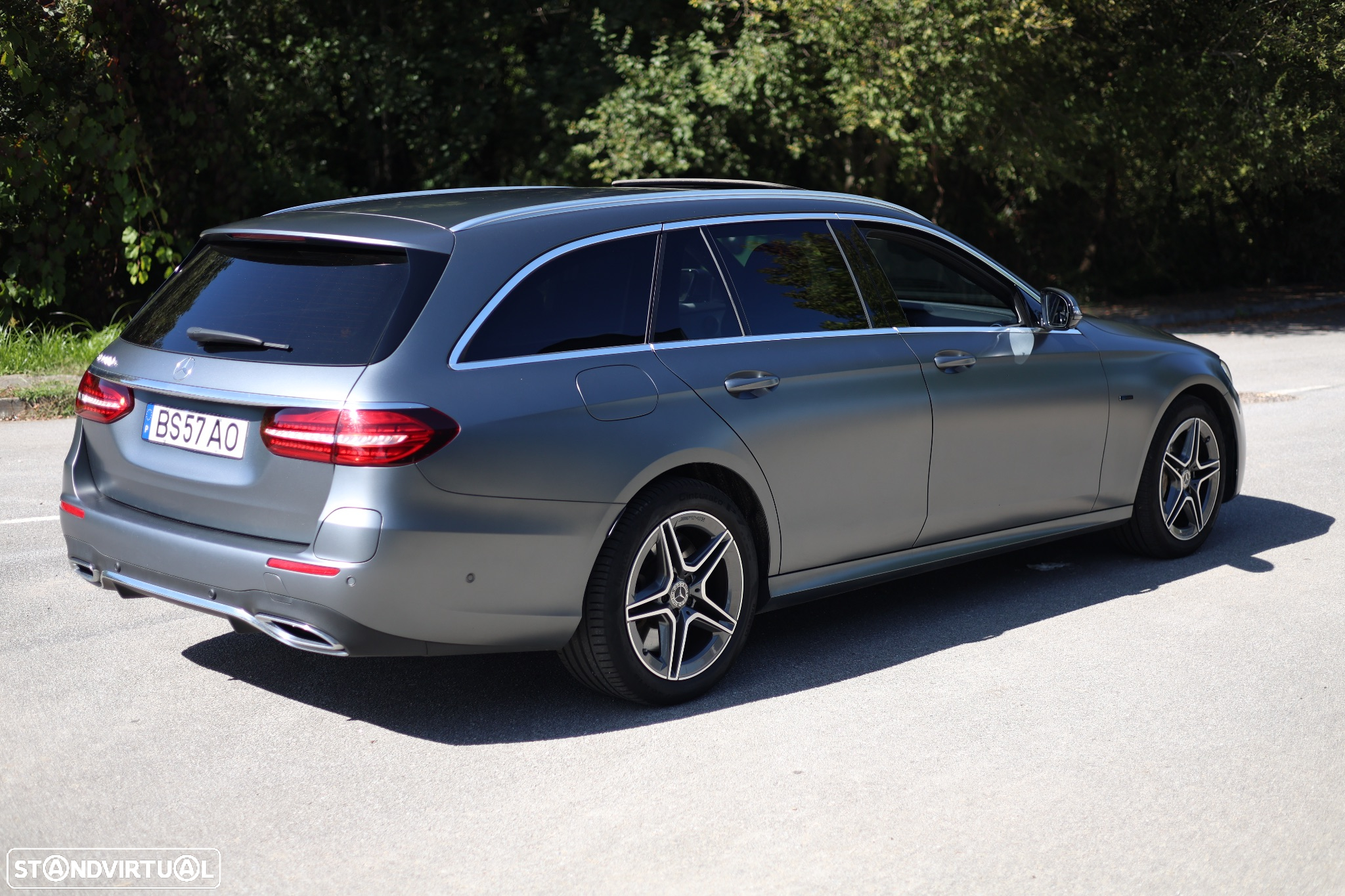 Mercedes-Benz E 300 de AMG Line - 8