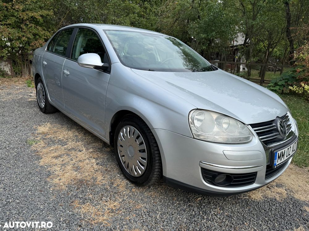 Volkswagen Jetta 1.6 Comfortline - 2